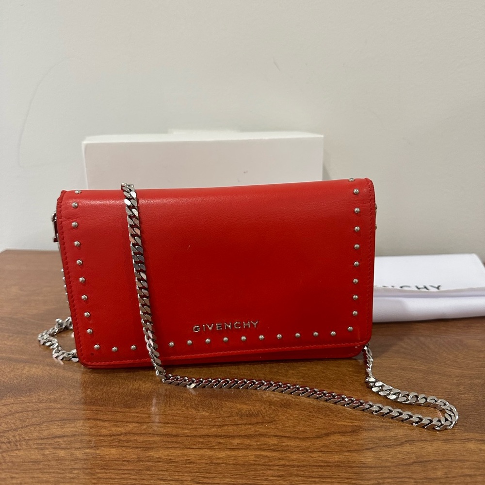 Used Givenchy Red Wallet on Chain WOC